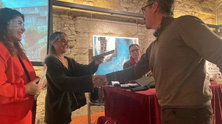 Research Art History